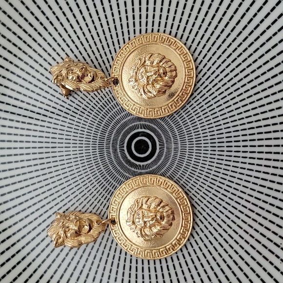 Gold Lion Design Round Drop Earrings - Picture 2 of 4